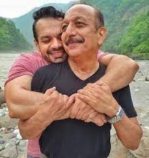 gaurav taneja father